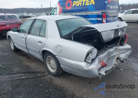 1999 Ford Crown Victoria Lx z USA, uszkodzony, nr VIN 2FAFP74W2XX158435